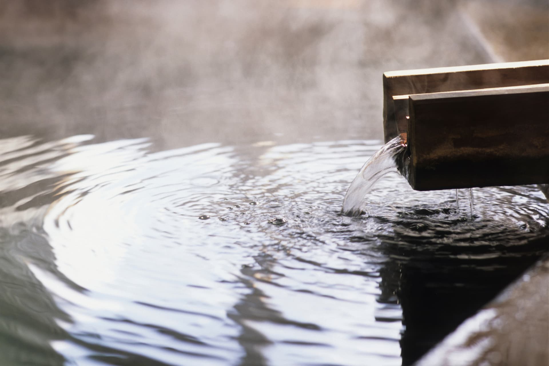 自宅で温泉気分?入浴剤の魅力とおすすめ!